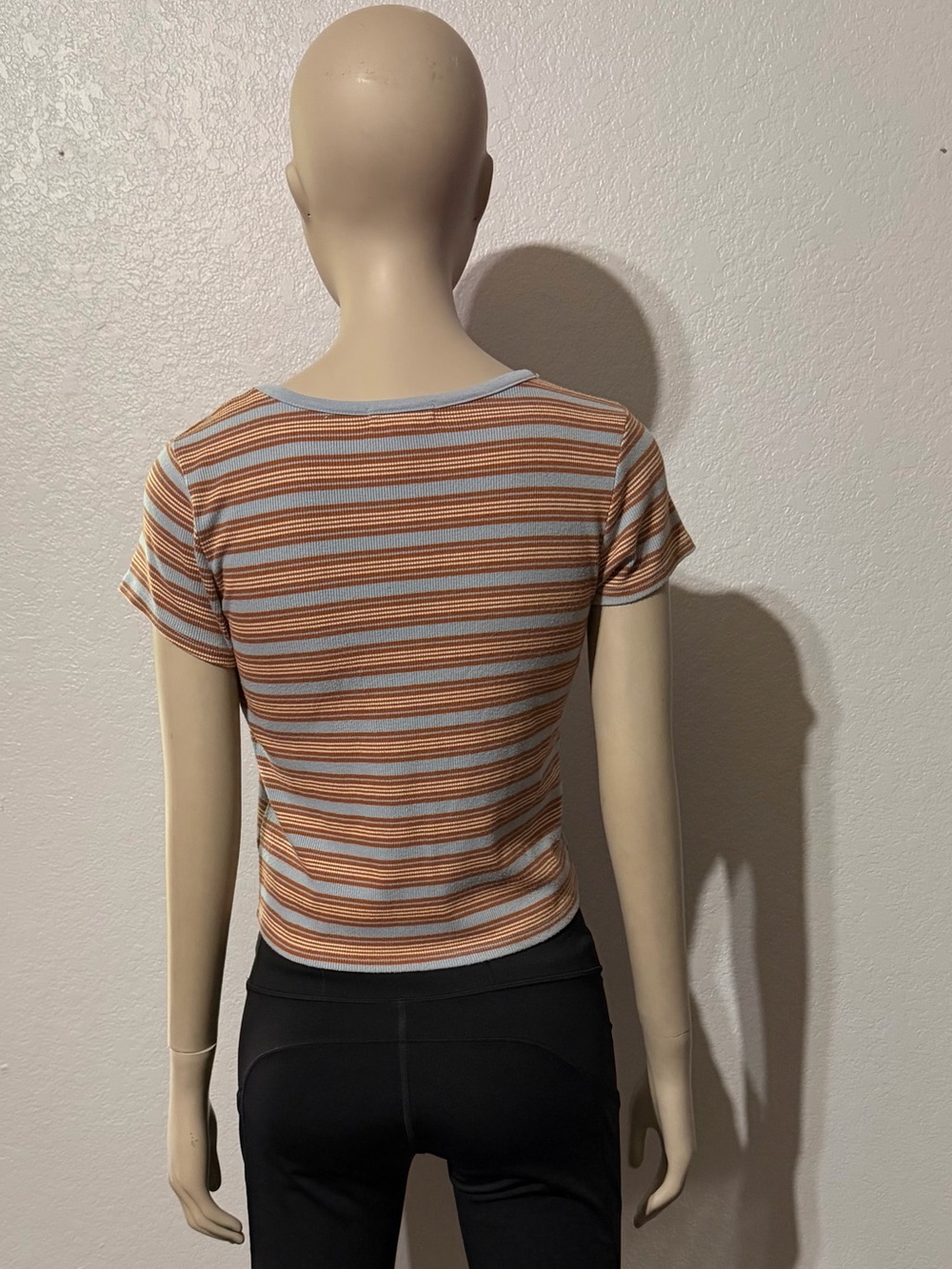 Like New XL Full Tilt Jr’s Shirt From Tilley’s Never dried N dyer PerfectLY CUTE - Picture 13 of 16